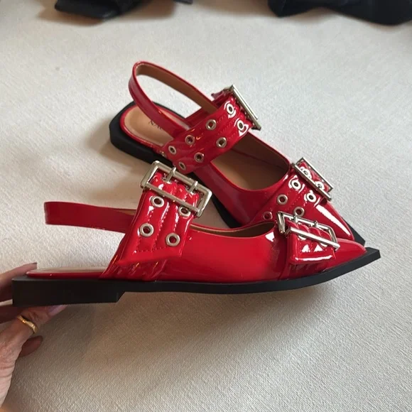 Nacarat size 9 patent leather Red Buckled Women's flats - Picture 3 of 4